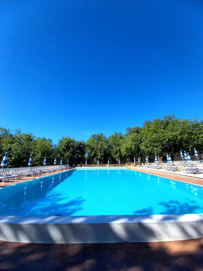 Luxor Chianti Glamping Village Castellina in Chianti Exterior photo